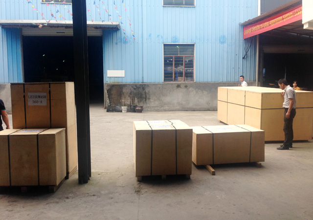 Leisuwash shipment to Combodia container loading 3