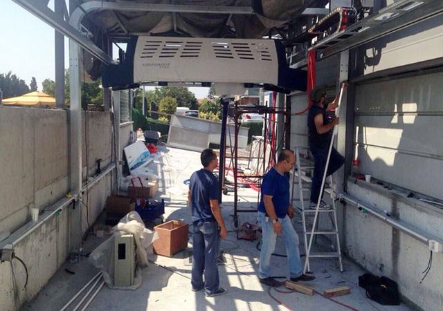 installation in istablul touchless car wash equipment