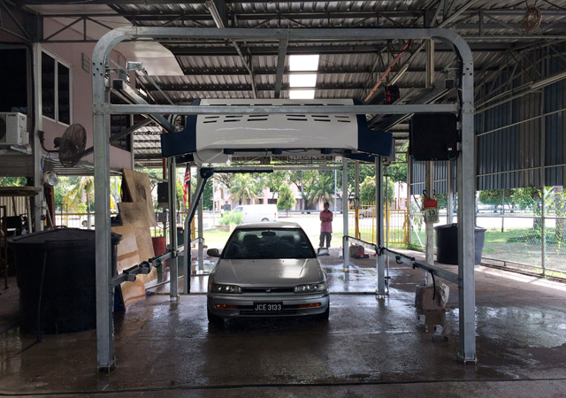 vehicle washing touch free