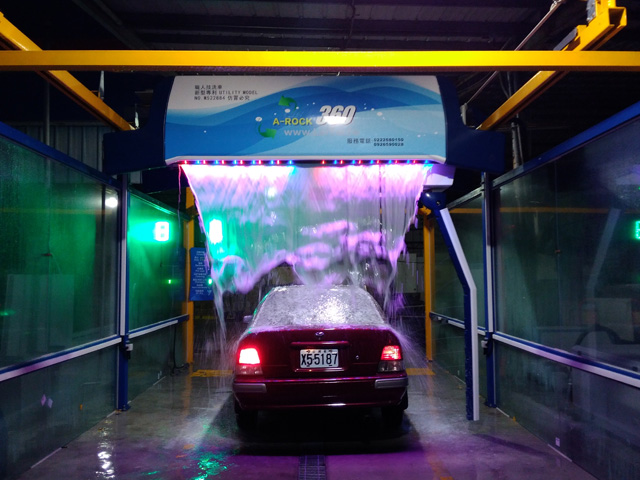touch free car wash equipment in Taiwan