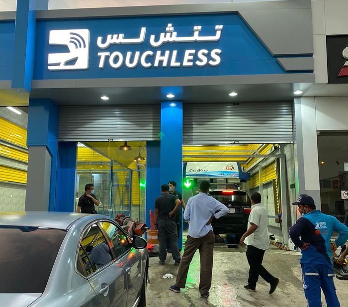 Touchless car wash line in Saudi